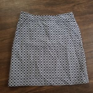 Banana Republic Navy/white skirt